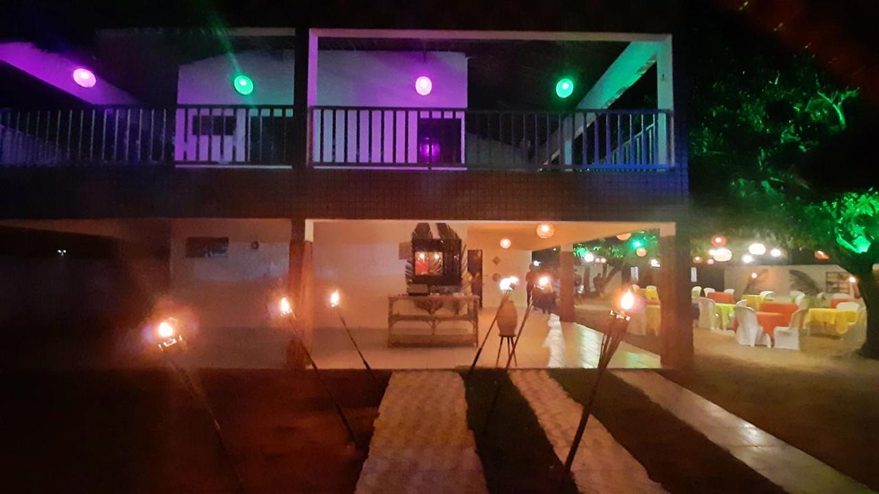 Luau Pousada E Hostel Praia do Frances Esterno foto